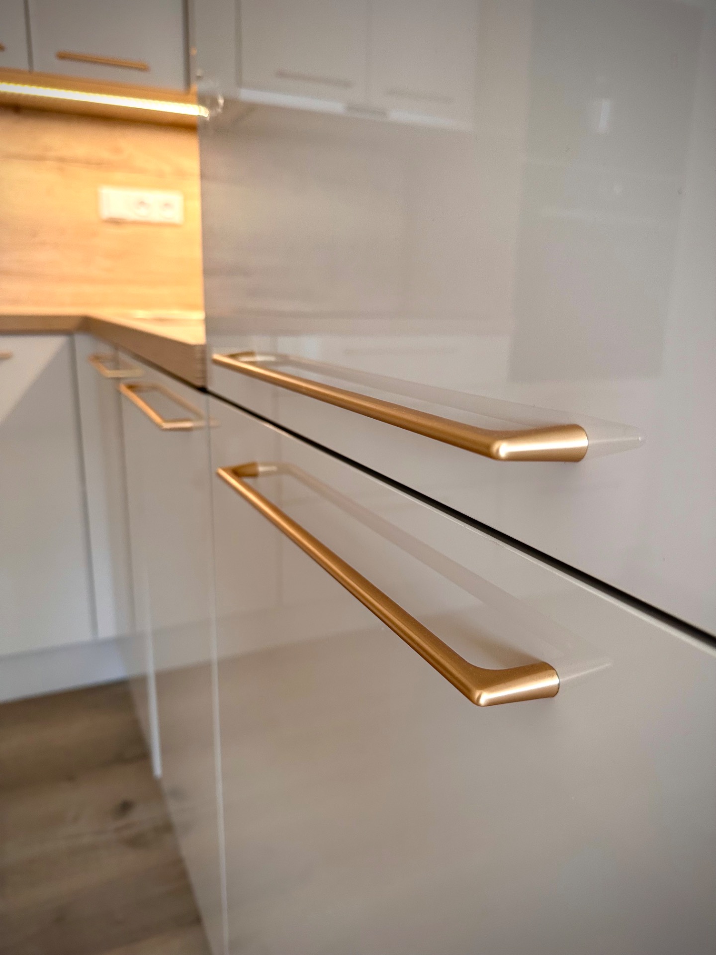 Kuchyň tvar L - 2024